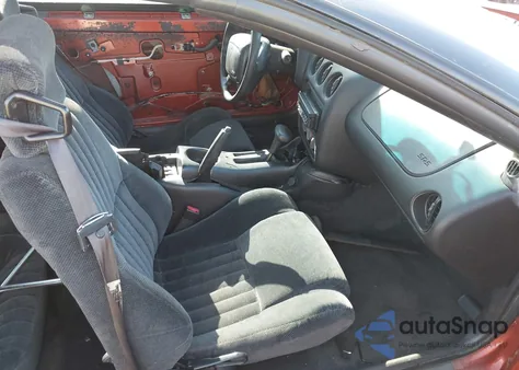 2001 Pontiac Firebird z USA, uszkodzony, nr VIN 2G2FS22K712113513